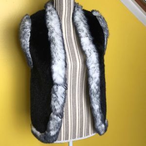 Love Token Vest Sz XL Girls